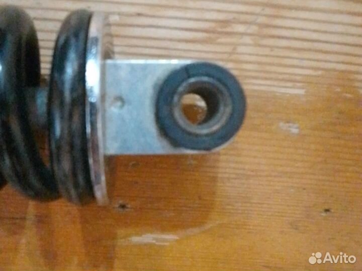 Задний амортизатор для велосипеда