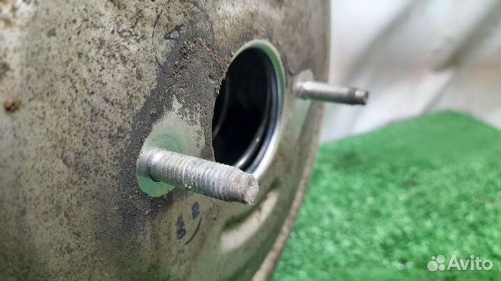 Вакуумник Лада Гранта 1.6 11186 (87 лс) 2013