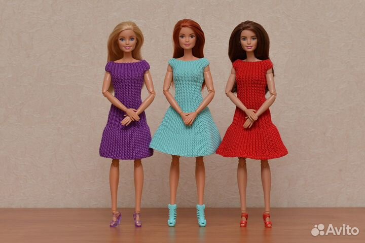 Платье с рукавами реглан для куклы Барби: как связать на 5 спицах