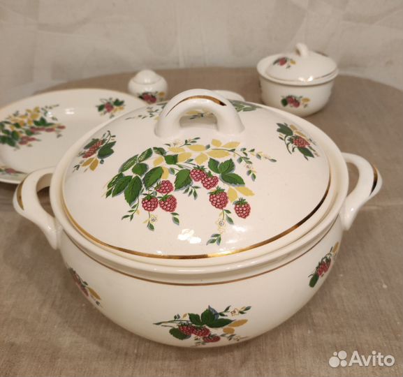 Столовый сервиз малина зик 1971г