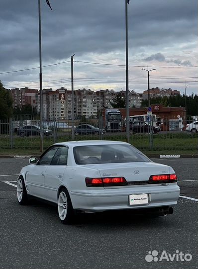 Toyota Mark II 2.5 AT, 1999, 50 000 км