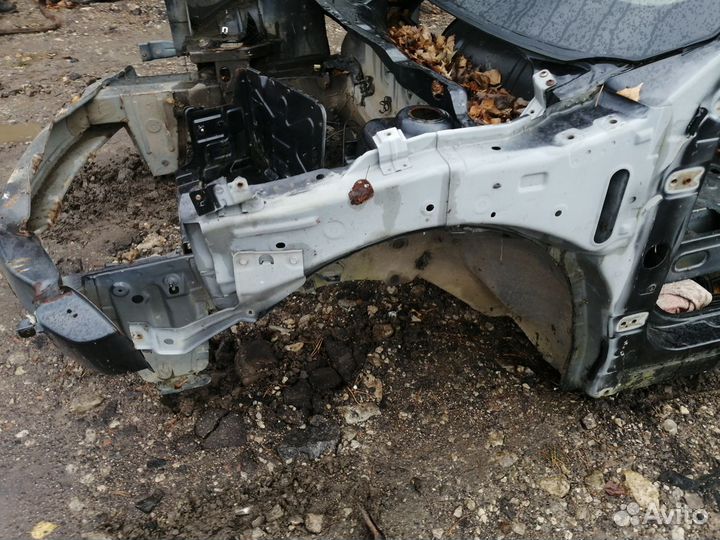 Кузовной элемент для Nissan Almera G15