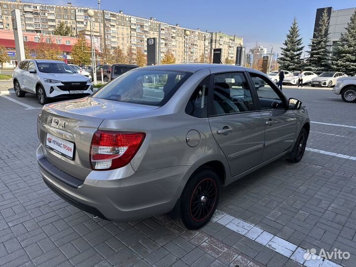 LADA Granta 1.6 МТ, 2021, 18 500 км