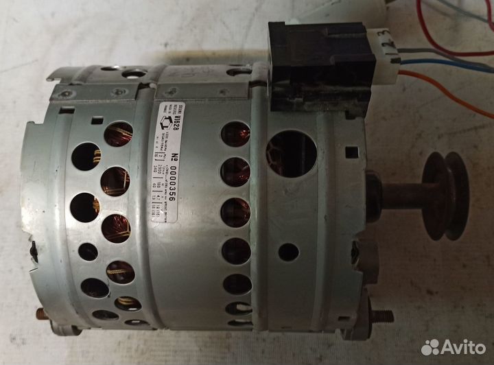 Двигатель от стиральной машины