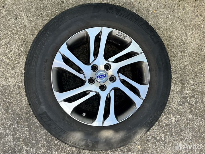 Michelin Latitude Sport 235/65 R17 104V