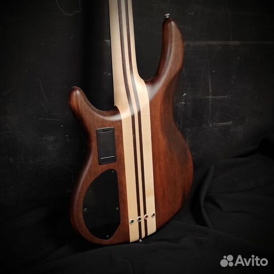 Cort A4 Plus Artisan бас-гитара новая