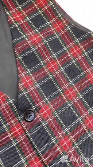 Жилетка для мальчика 134-64-60 на 8-9лет