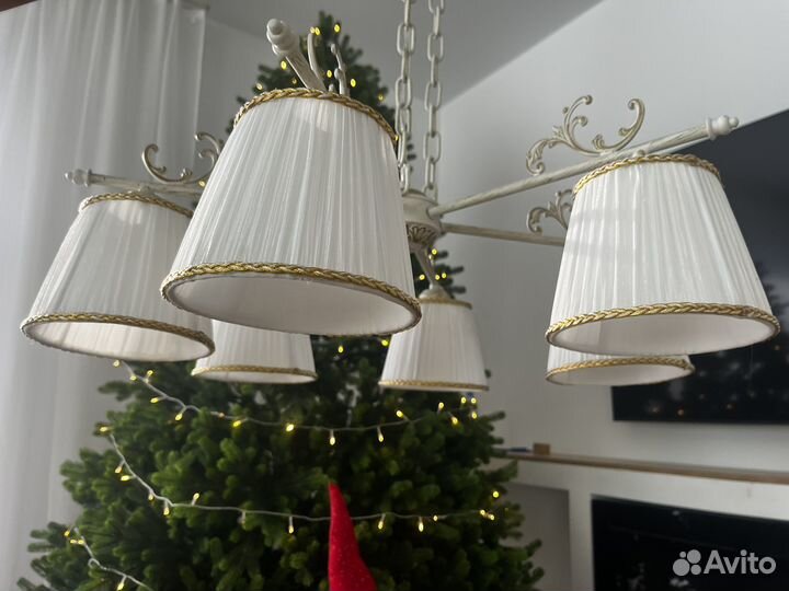 Люстра потолочная