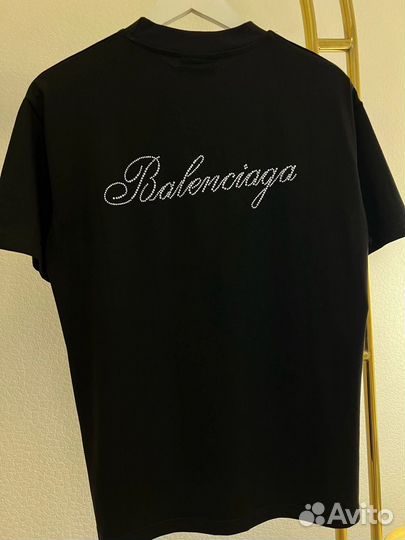 Футболка Balenciaga