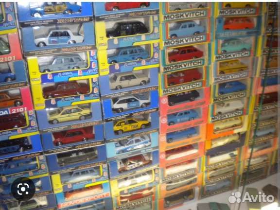 Модели автомобилей СССР в ассортименте