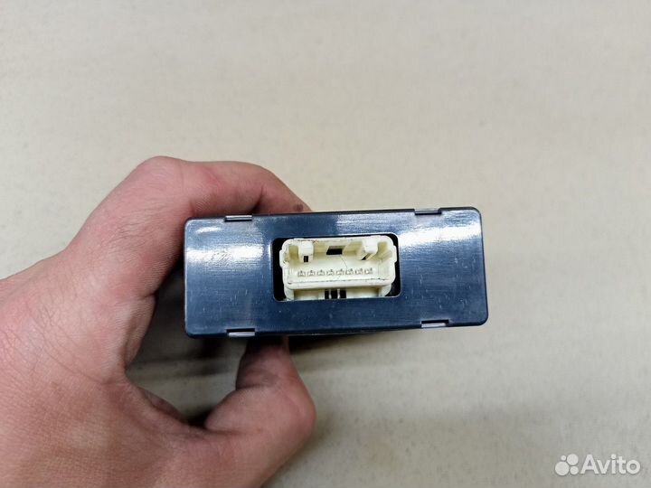 Блок электронный Land Cruiser (150) -Prado 2009