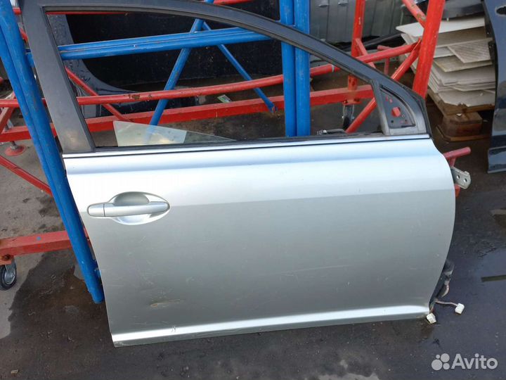 Дверь передняя правая Тойота Авенсис Т250