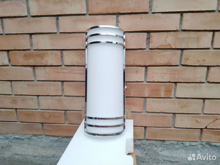 Светильники бра