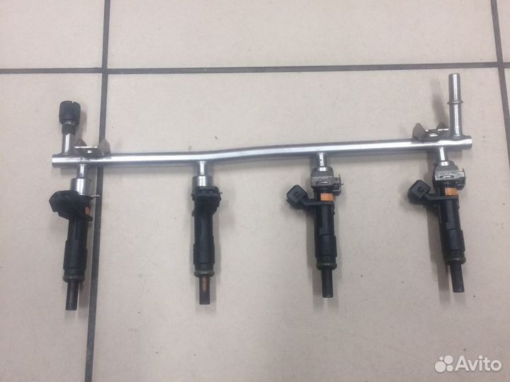 Топливная форсунка Опель Астра Н / z18xer