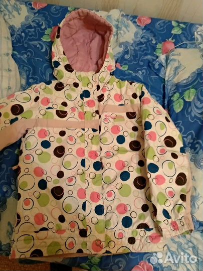 Куртка,болоньевая безрукавка
