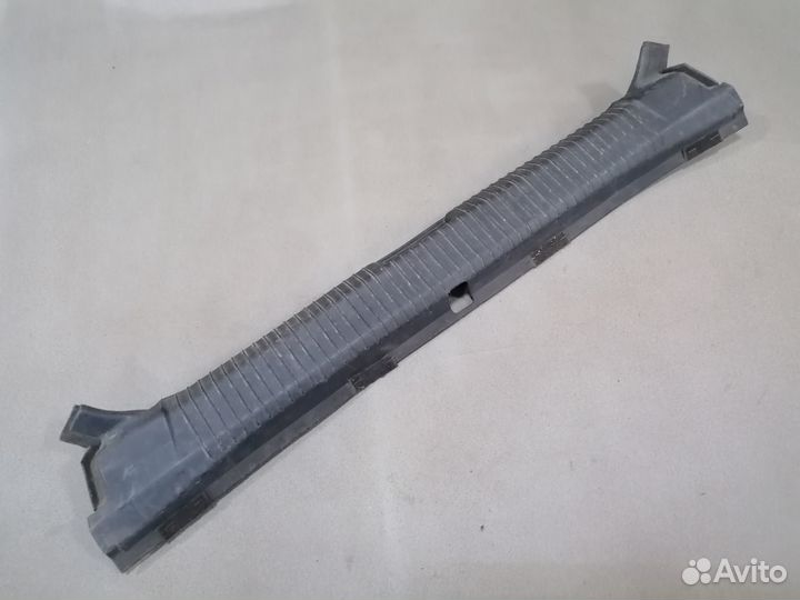 Накладка замка багажника Daewoo Nexia 2007