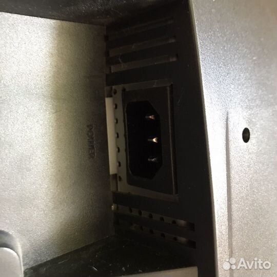 Монитор Samsung syncmaster 710n