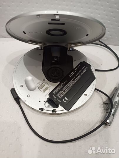 Sony CD Walkman D-EJ985