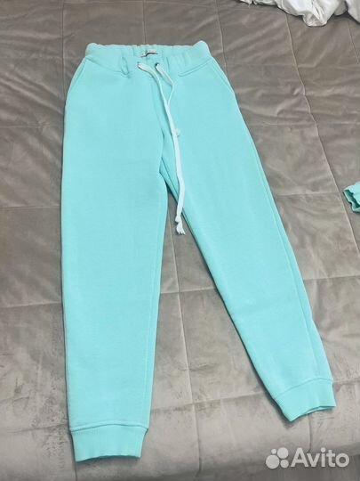 Костюм спортивный