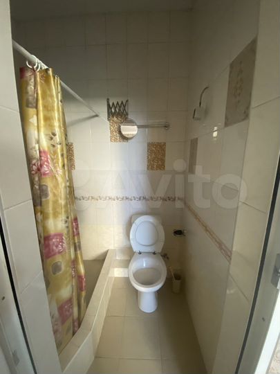 2-к. квартира, 74 м², 1/3 эт.