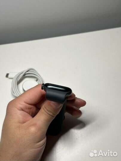 Apple Watch Series 8 41mm 100акб отл. состояние