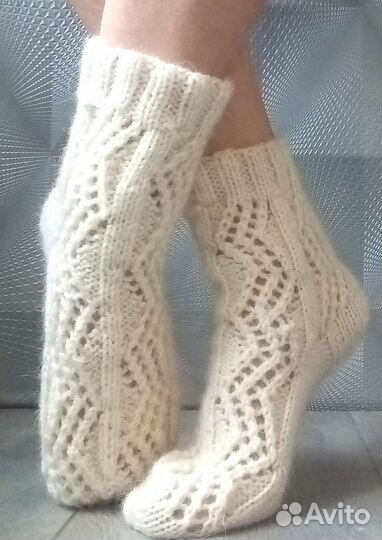 Вязаные носки ручной работы
