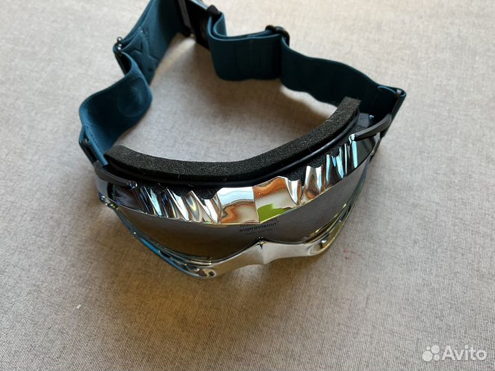 Горнолыжные очки uvex