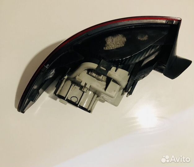 Задний правый фонарь Volkswagen polo 2009