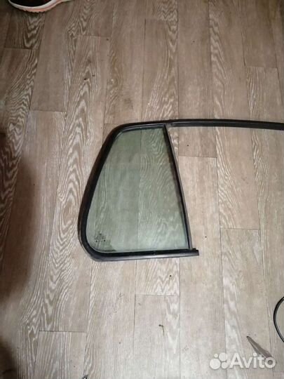 Форточка задней двери