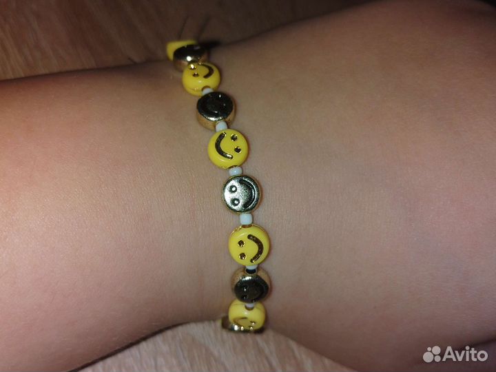 Браслет из бисера