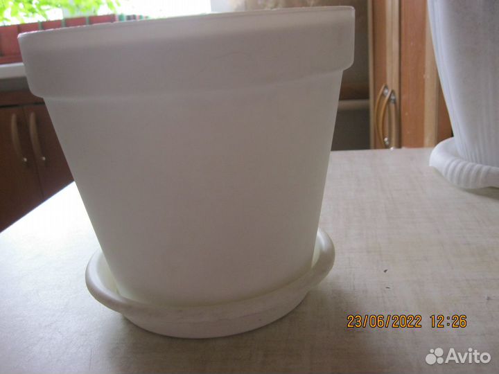 Горшки для цветов,поддоны для цветов