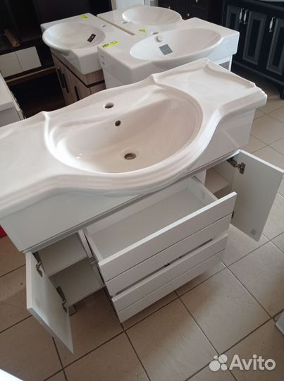 Тумба с раковиной 105 см