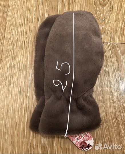 Варежки женские меховые,новые. Тёплые,мягкие