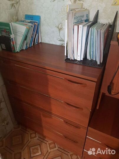 Спальный гарнитур