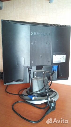Монитор Samsung Sync Master 920N