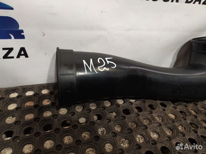 81082010490 Патрубок воздушного фильтра