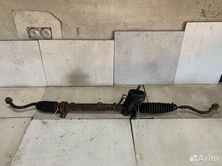Рулевая рейка Ford Galaxy NSE 1995