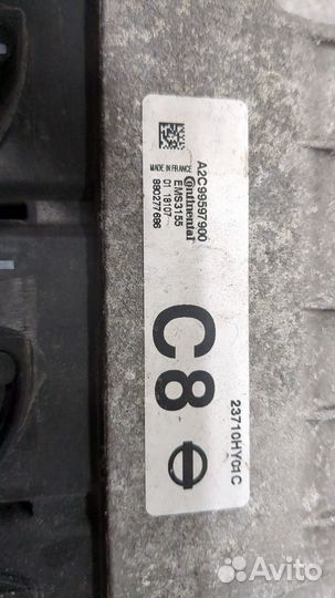 Блок управления двигателем Nissan Juke