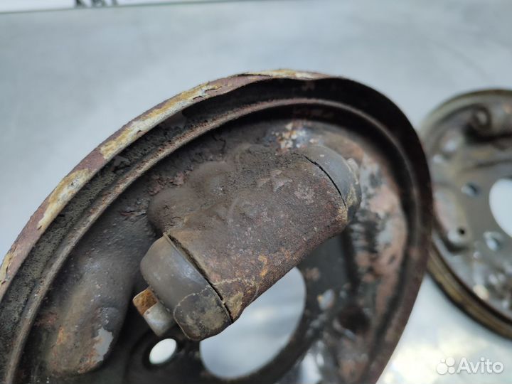 Тормозной цилиндр Mitsubishi Lancer 6 (C62A) 1991г