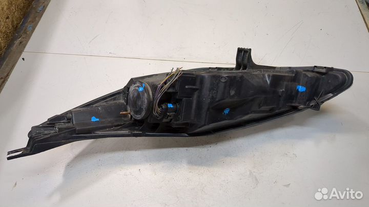 Фара (передняя) Ford Fiesta, 2010