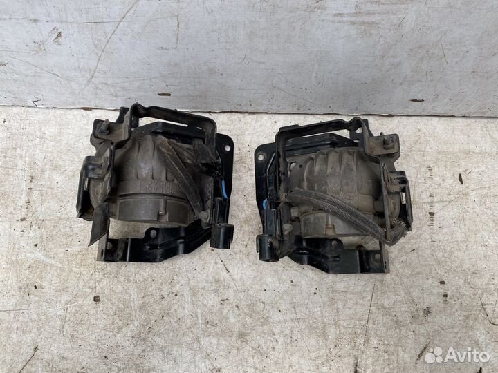 Противотуманные фары Передние Mitsubishi Lancer 9