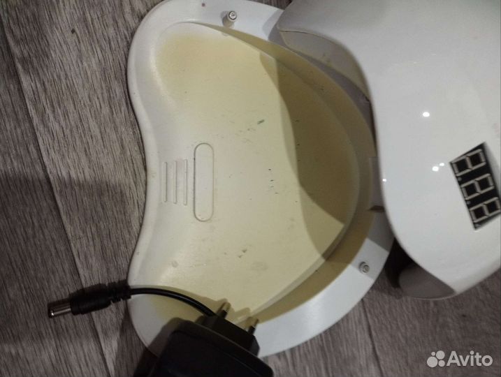 Лампа для маникюра