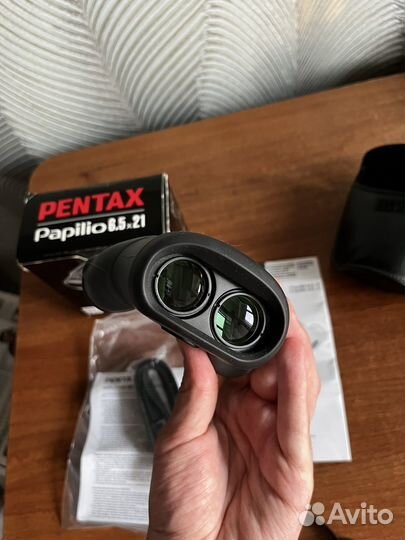 Бинокль Pentax Papilio II 6.521