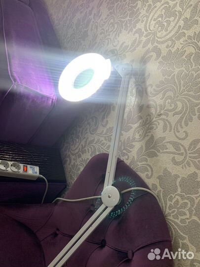Лампа лупа для косметолога