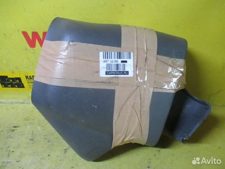 Кожух рулевой колонки на Toyota Corolla AE110