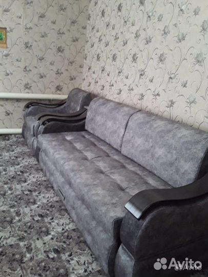 Диван и кресло