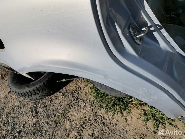 Крыло заднее правое для VW Passat (B5) 1996-2000