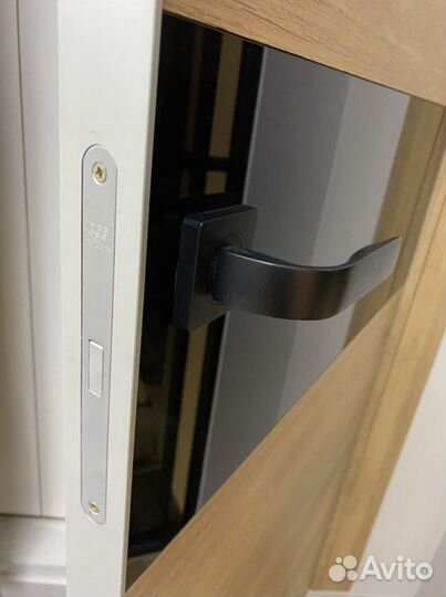 Дверь распашная 2100*1400