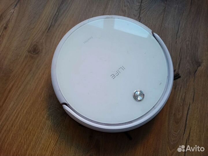 Робот пылесос ilife a4