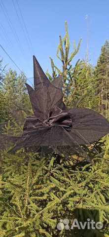 Шляпа ведьмы на хэллоуин или фотосессию